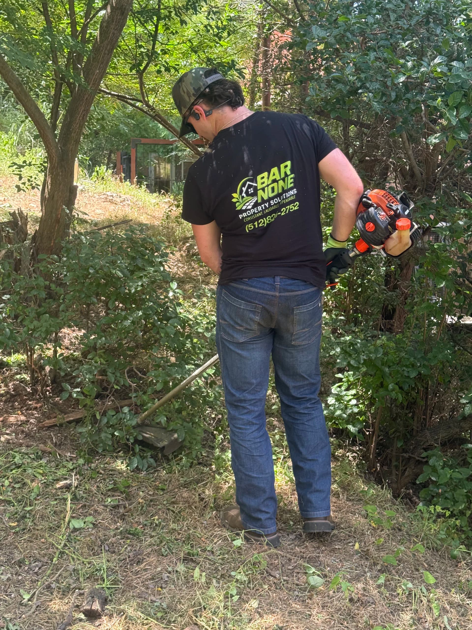 Gallery photos for Overgrown Lot Cleanup Gets Results in San Marcos: Image #4
