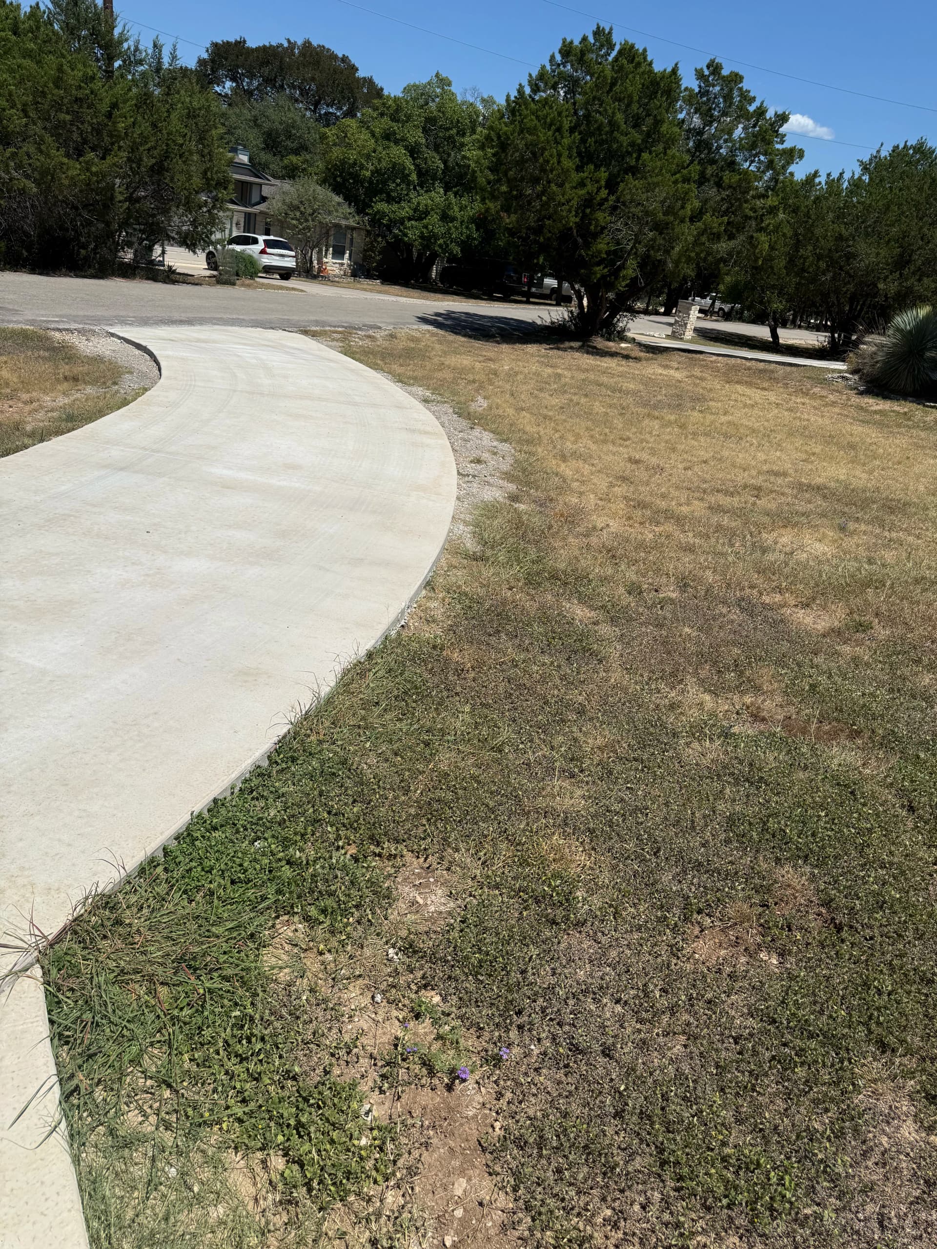 Gallery photos for Wimberley Driveway Gets Clean Edges and Extra Parking: Image #4