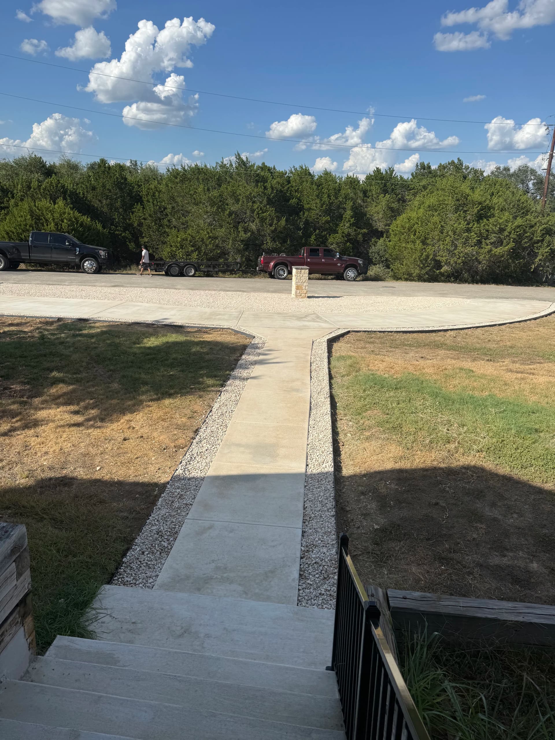 Gallery photos for Wimberley Driveway Gets Clean Edges and Extra Parking: Image #6
